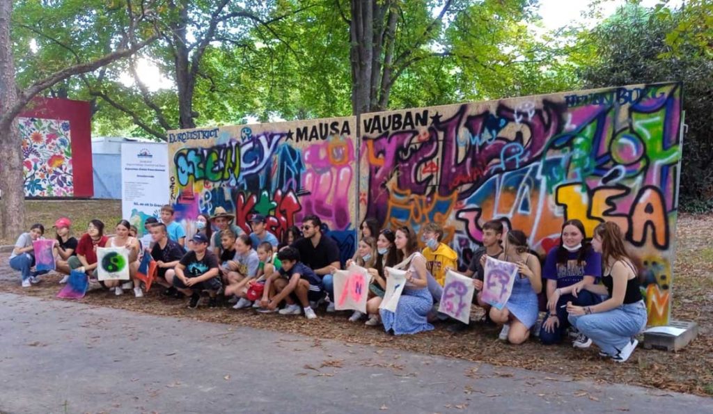 (FR) Journée Landesgartenschau avec jeunes et Inkie, star du Street Art